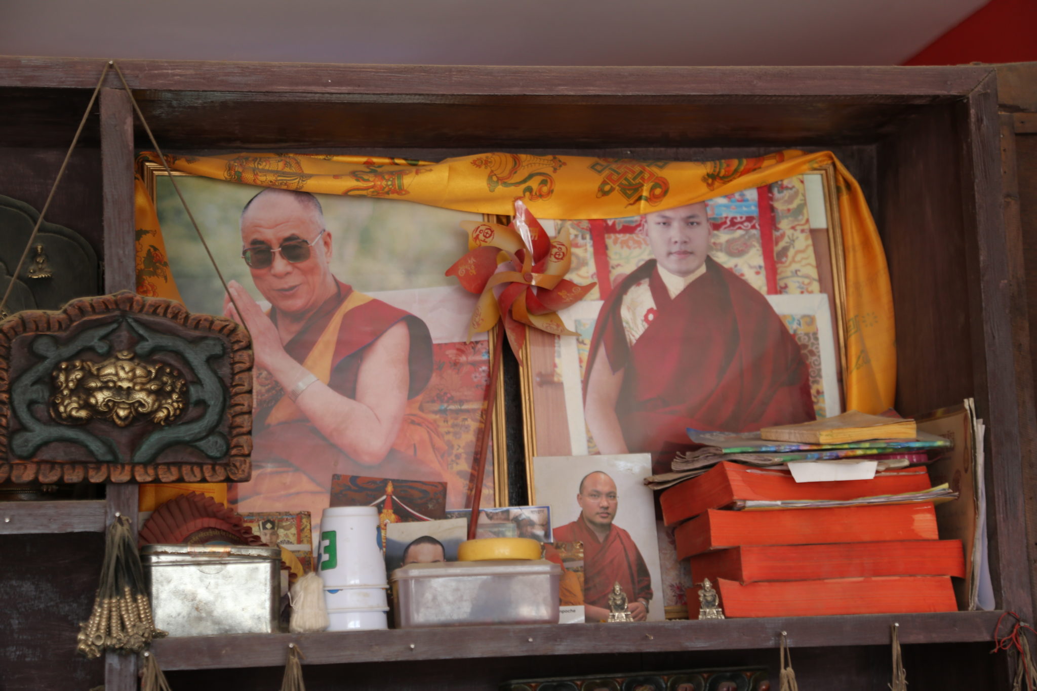 Chenrezig Tchenrézi Avalokiteshvara om mani padmi hum Dalaï-Lama